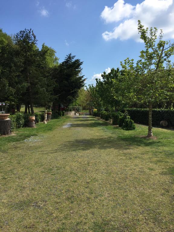 Agriturismo Pianezze Villa Grotte di Castro Kültér fotó